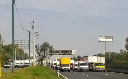 Transportistas colapsan carriles de la México-Querétaro; se dirigen a CDMX