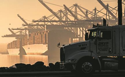 Segob promete a industriales mejorar condiciones logísticas; juntos buscan reducir tiempos y costos para la IP