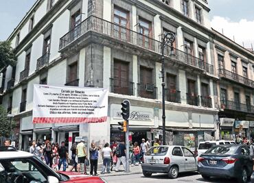 Se previenen comerciantes del Centro Histórico por filme de Godzilla