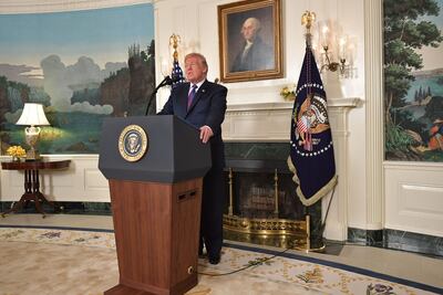 Trump anuncia ataque militar contra gobierno de Siria