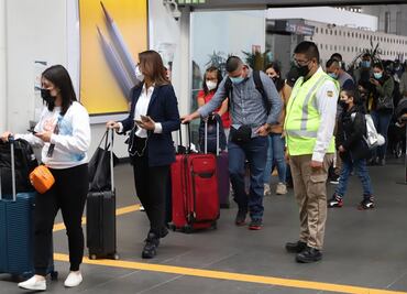 CDC de EU elevan a 4 el nivel de riesgo de México por Covid-19; recomiendan no viajar al país