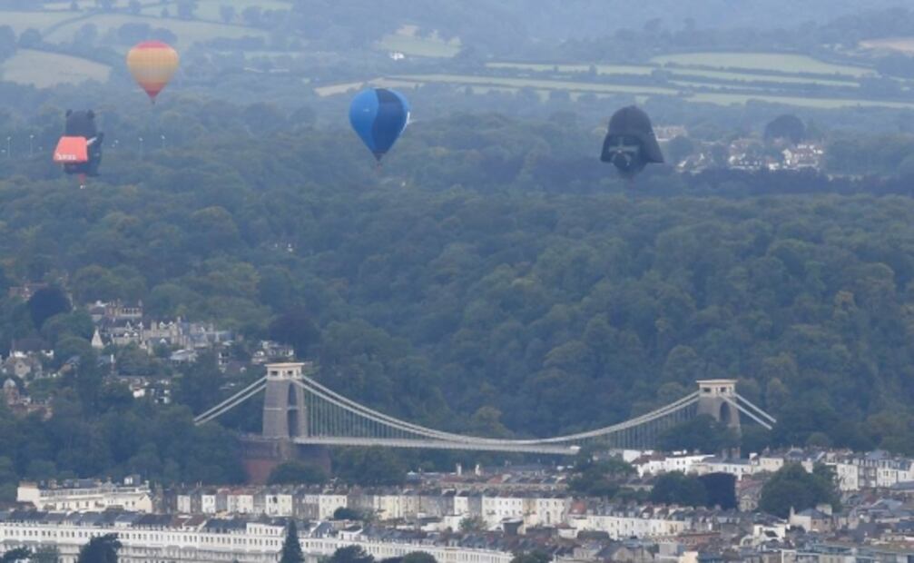 Globo aerostático de Darth Vader sobrevuela Inglaterra