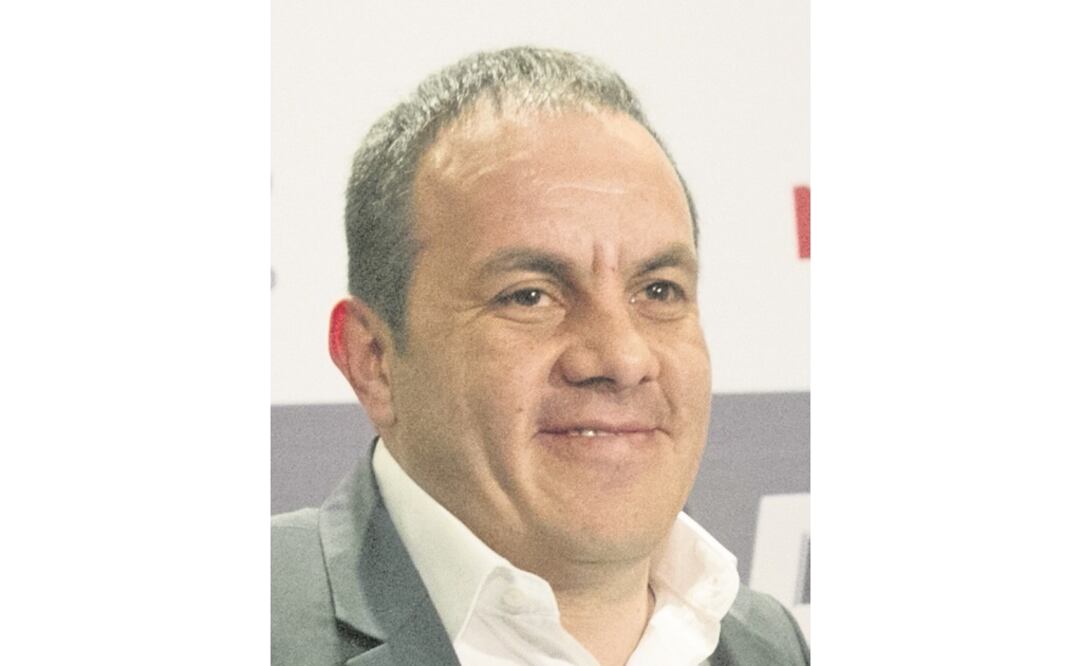 Mientras partidos pelean por el Cuau, él ni se despeina