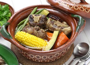 Receta de mole de olla verde fácil de hacer