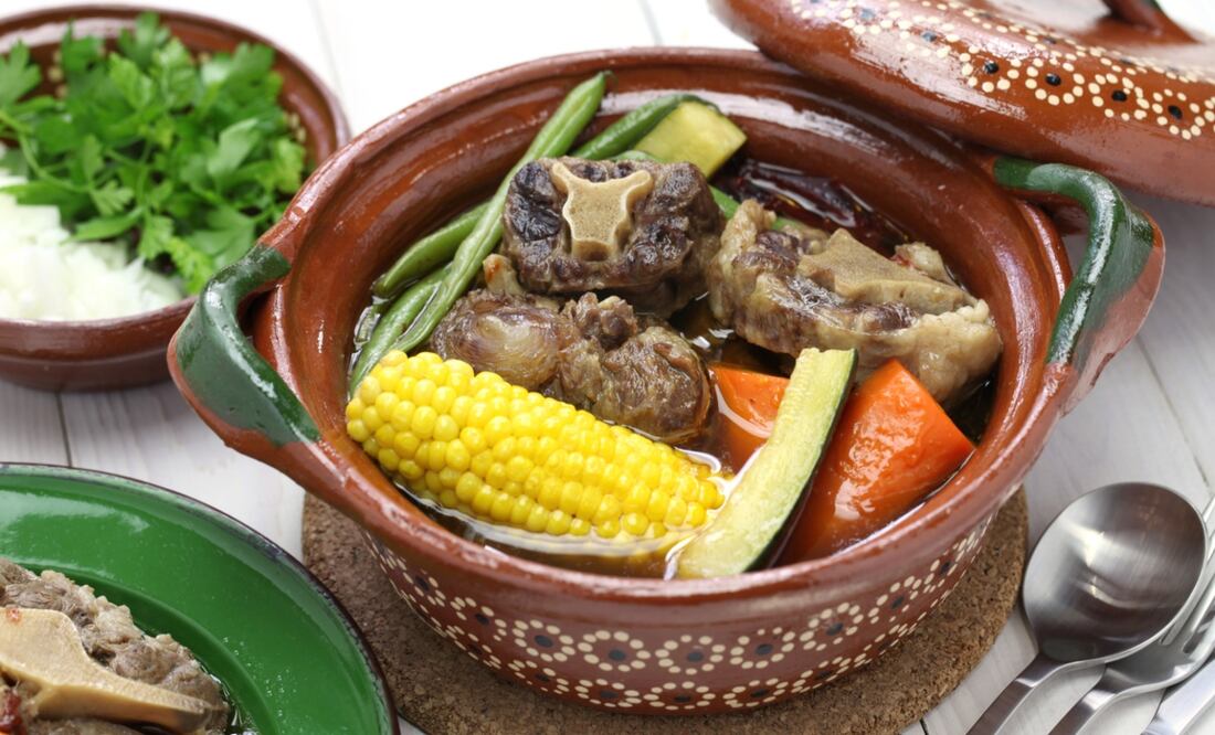 No todos los cortes de carne dan el mismo sabor al mole de olla. Foto: Bonchan / iStock