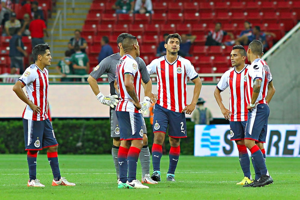 Además de crisis, grilla en Chivas