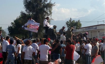 Políticos repudian agresión a marinos durante manifestación en Jalisco