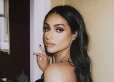 Renata Notni: 3 bikinis coquetos con los que la actriz destaca su figura