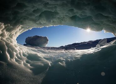 Descubren rastros de un antiguo lago bajo el hielo de Groenlandia