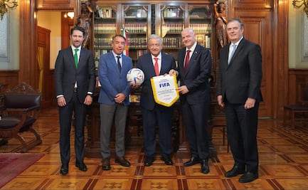 Gianni Infantino, presidente de la FIFA, se reúne con AMLO