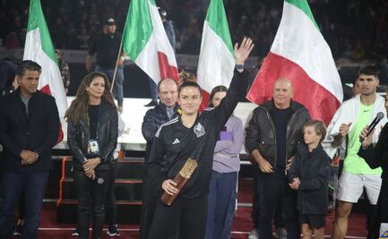 María Sakkari conquistó la Plaza México al derrotar a Caroline Wozniacki
