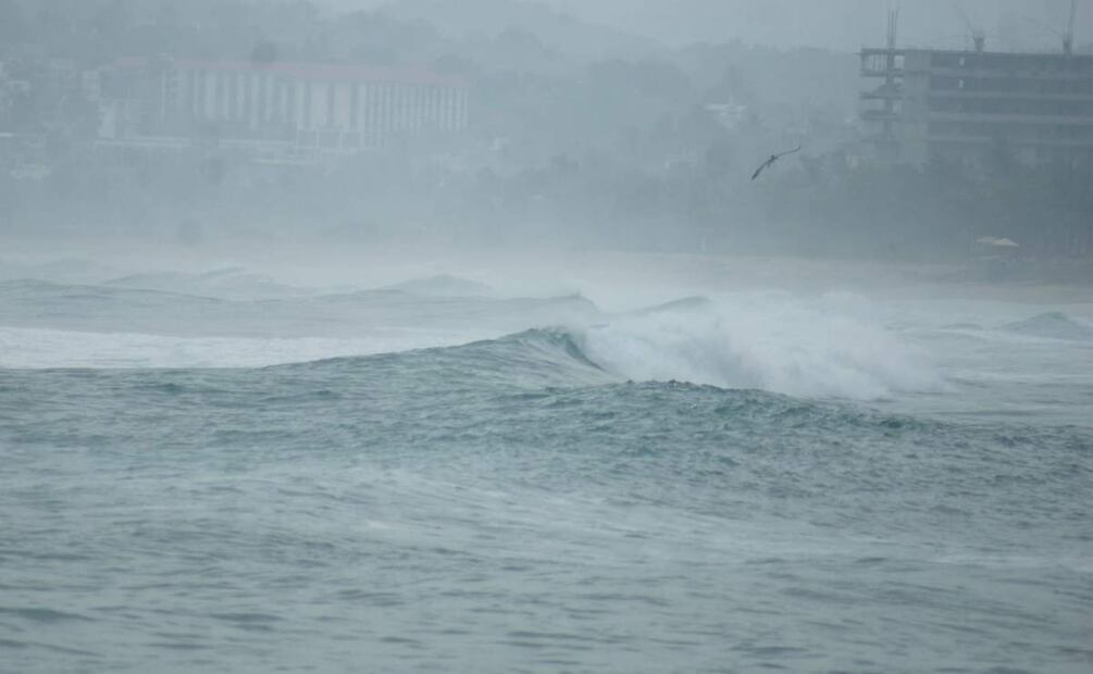 Condiciones climáticas en Oaxaca por presencia de Huracán "Erick" (18/06/2025). Foto: Edwin Hernández / EL UNIVERSAL
