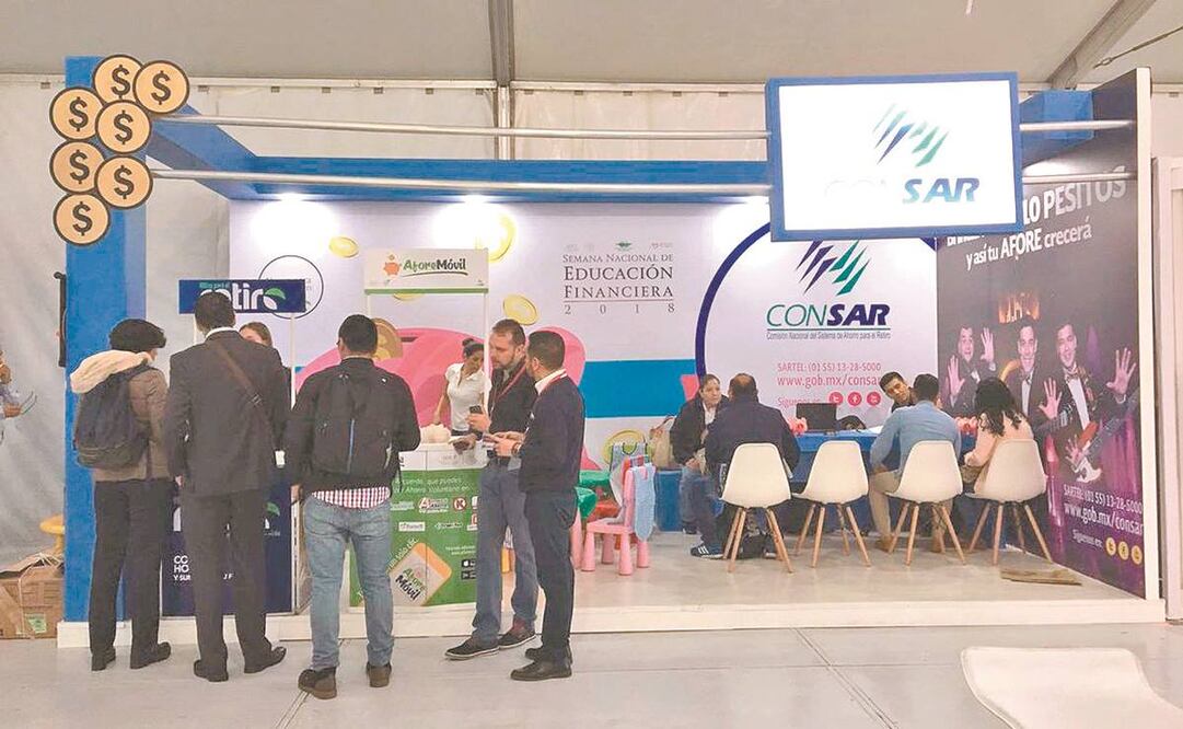 Urge a AMLO reforma sobre Afores; es "fruto podrido" de neoliberalismo, dice