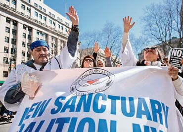 Seis estados de EU desafían el nuevo decreto migratorio