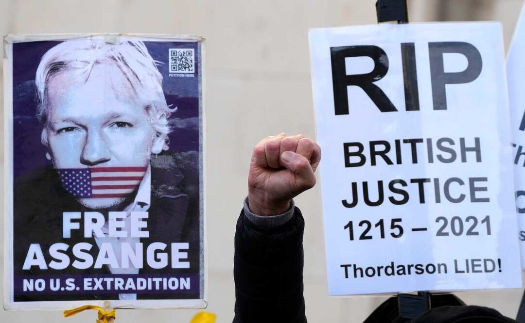 AP Photo/Frank Augstein)