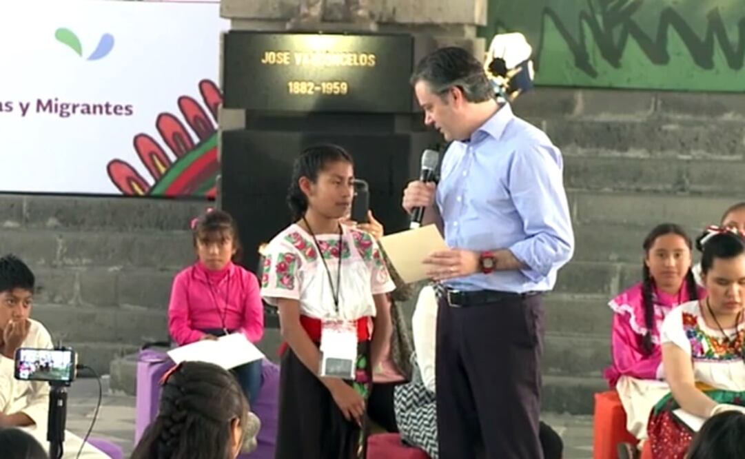 El titular de la SEP encabezó la ceremonia de entrega de reconocimientos del 17 concurso nacional “Las narraciones de niñas y niños indígenas y migrantes”. /Especial