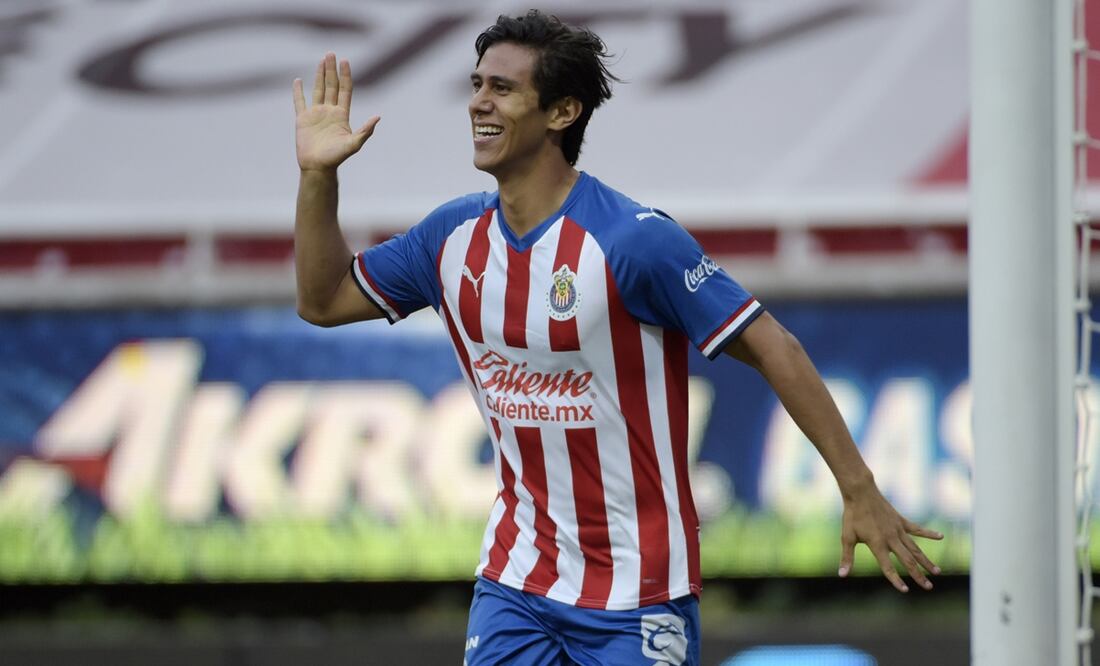 El Club Guadalajara presentará su nuevo uniforme de cara al Guard1anes 2020 (Imago7)