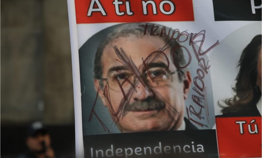 Llaman al ministro Alberto Pérez Dayán traidor. Foto: Gabriel Pano/EL UNIVERSAL