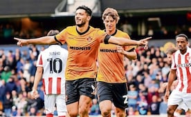 Raúl Jiménez vuelve a ayudar al Wolverhampton a darle la victoria frente al Stoke City