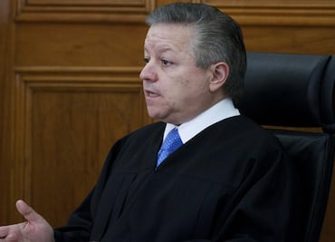 Zaldívar takes over the Supreme Court