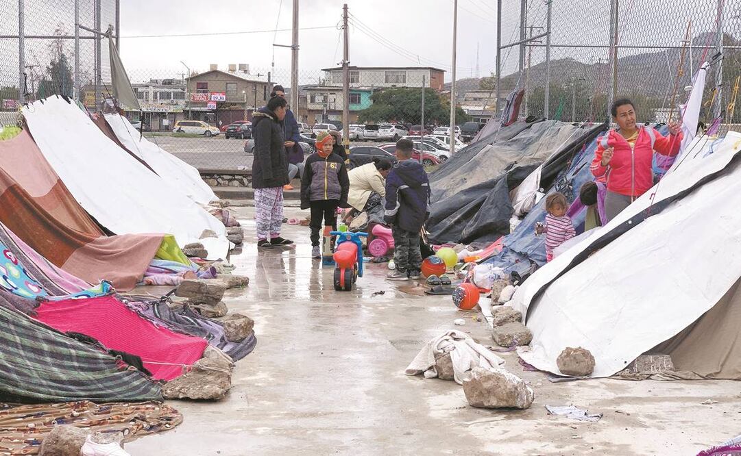 Algunos migrantes venezolanos han decidido resguardarse en campamentos improvisados. Se oponen a ir a un albergue. Foto: Paola Gamboa/ EL UNIVERSAL