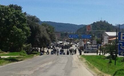 Bloquean vialidades en Chiapas tras detención de líder indígena