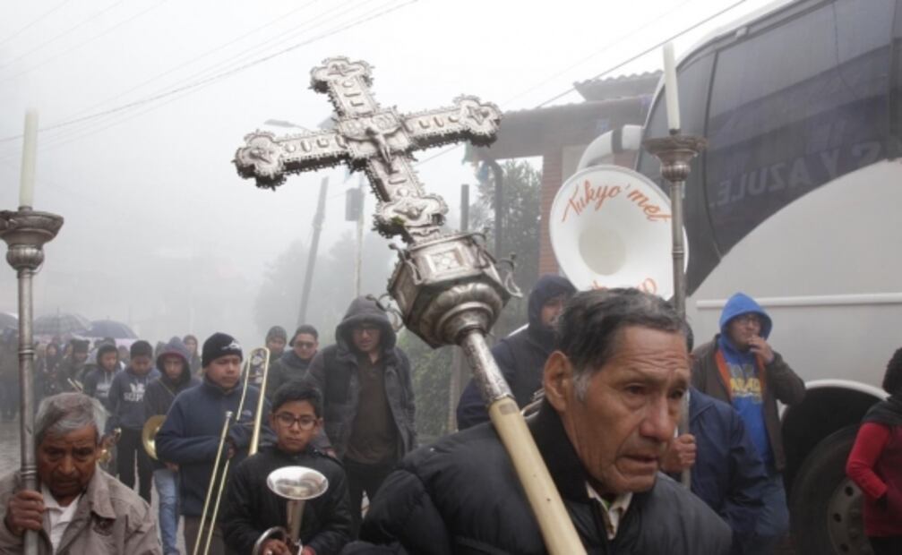 Entre montañas, mixes llaman a sus muertos y honran a Konk änää