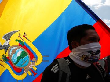 Indigenous protests convulse Ecuador as President Lenin Moreno decries 'coup attempt'
