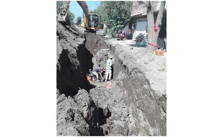 Sismo provoca derrumbe en obra de Chimalhuacán; hay 2 lesionados 