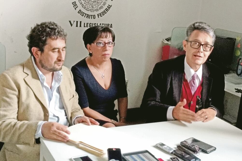 César Cravioto, Beatriz Rojas y José Alfonso Suárez del Real señalaron que los gastos en la Asamblea Legislativa podrían pasar de 2 millones de pesos a uno privilegiando las funciones básicas del organismo (GERARDO SUÁREZ. EL UNIVERSAL)