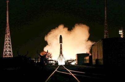 Módulo ruso lleva 700 kilos de alimentos y equipo a tripulantes de la Estación Espacial Internacional