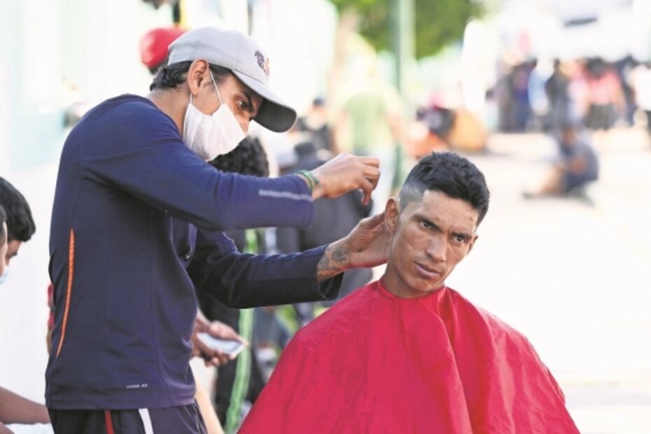 Espera la caravana migrante en Casa del Peregrino