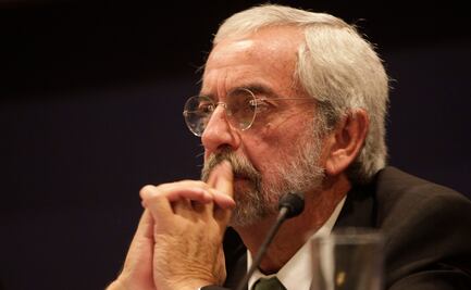 Graue rechaza vigilancia armada; drogas en UNAM, desde hace 50 años, dice