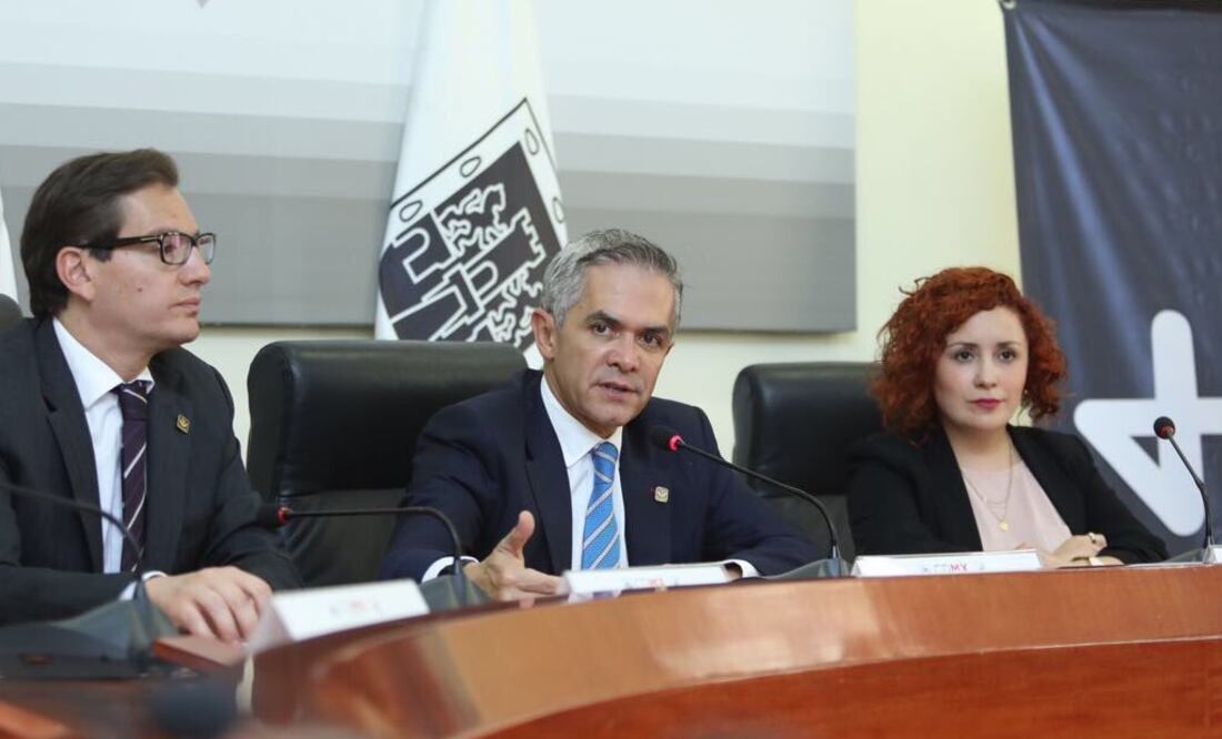 (Foto tomada de Twitter @ManceraMiguelMX)