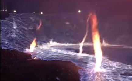 Video. Extraño fuego de azufre sorprende a bomberos de EU