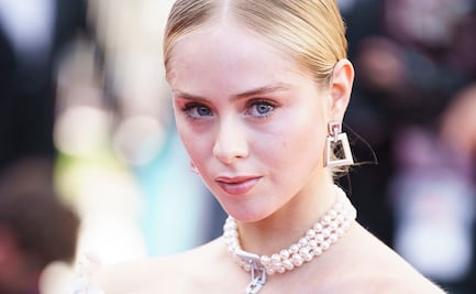 Loreto Peralta brilla en Cannes con encantador vestido de flores