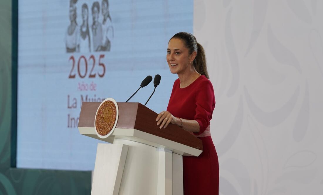 Claudia Sheinbaum en su conferencia matutina en Chetumal, Quintana Roo. Foto: Presidencia
