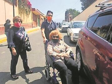 Silvia Pinal recibe la segunda dosis de la vacuna contra el Covid-19
