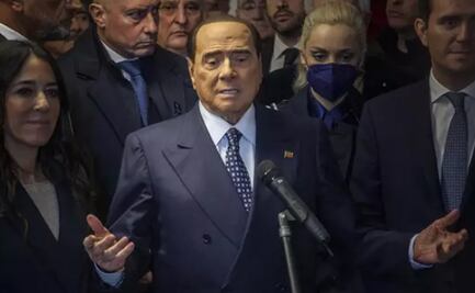 Berlusconi insiste en su promesa machista del autobús de prostitutas: "me piden que cumpla"