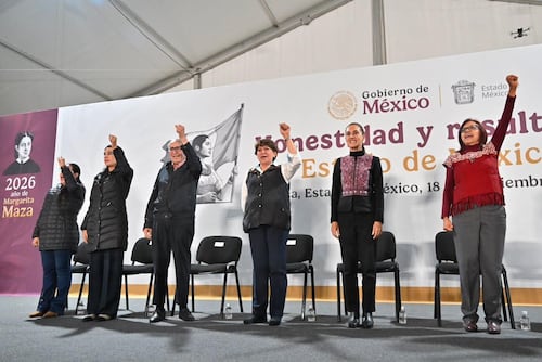 2.1 millones de estudiantes reciben apoyos para continuar sus estudios en Edomex
