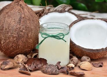 5 beneficios del aceite de coco para el pelo y la piel