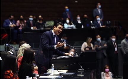 Llama PAN a ponerse de acuerdo y encontrar un punto medio entre 4T y oposición