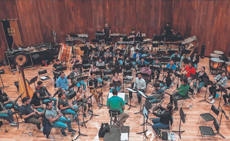 Jóvenes cambian paradigmas de la música clásica