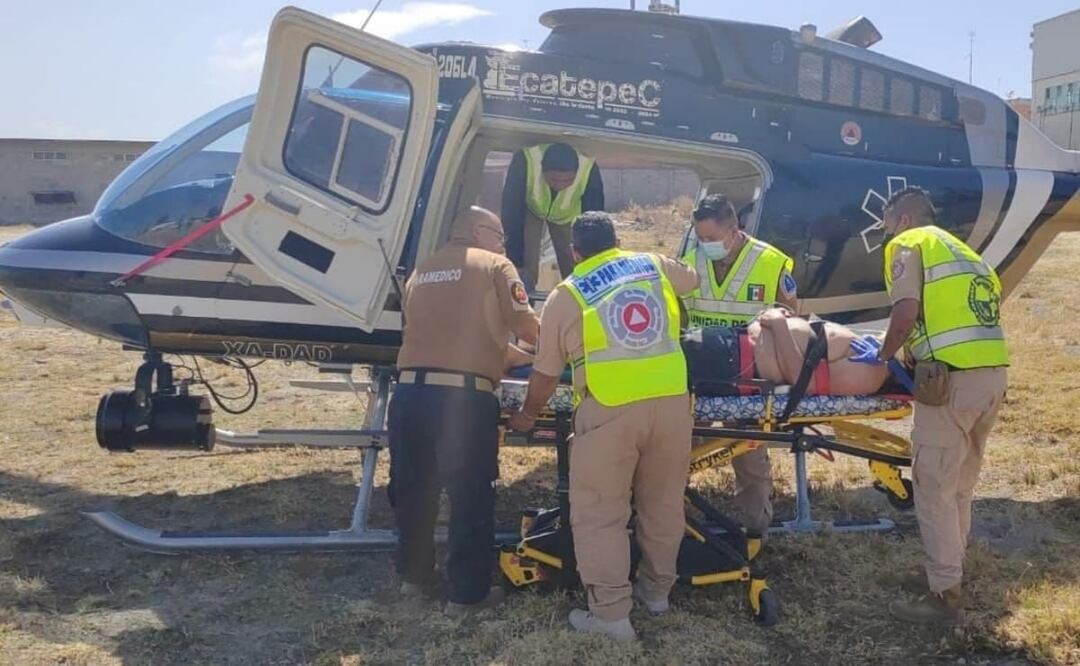 Helicóptero Jaguar 2 traslado de hombres atropellados. Foto: Especial