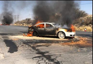 Autoridades confirman bloqueos en 4 municipios de Zacatecas; hay un muerto