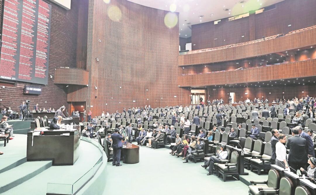 La fracción del PAN en la Cámara de Diputados ofreció realizar acciones legales para defender a México de las amenazas que violan el principio de la Federación y la soberanía de los estados. Foto: ARCHIVO EL UNIVERSAL
