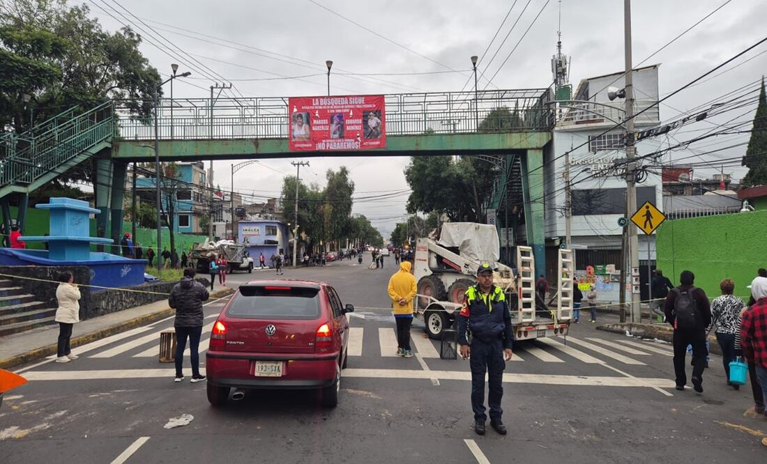 Bloqueos por falta de agua paralizan avenida en Álvaro Obregón: vecinos exigen suministro. Foto: Juan Carlos Williams