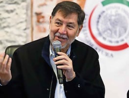 Noroña pelea su marca "Noroña es Pueblo"; intentaron registrarla ante el IMPI sin su consentimiento