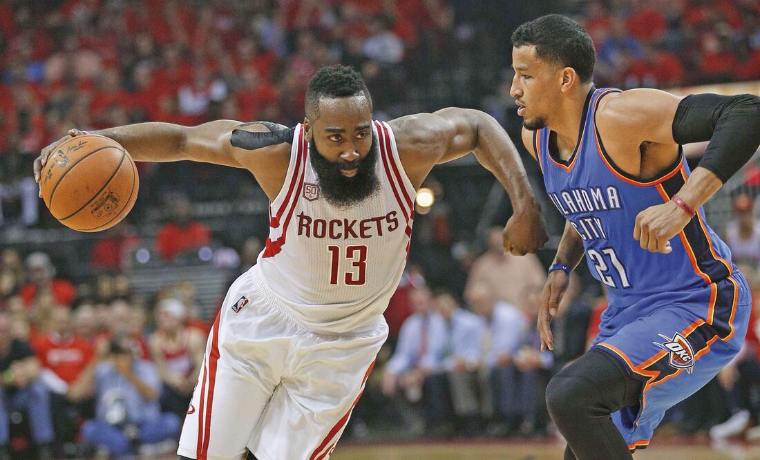 James Harden, listo para la ronda de semifinales con los Rockets (BOB LEVEY. AFP)