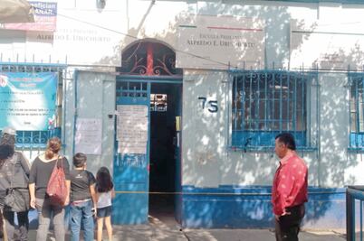 Abandonan escuelas de más de 100 años